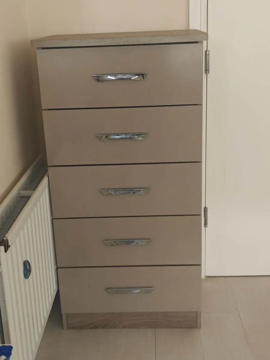 Modern 5-Drawer Chest – Grey Gloss & Oak Finish - Image 1