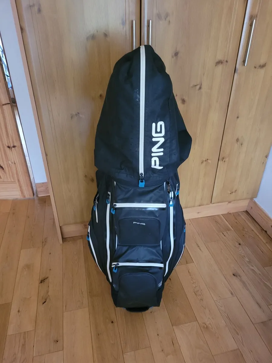 Golf bag - Image 1