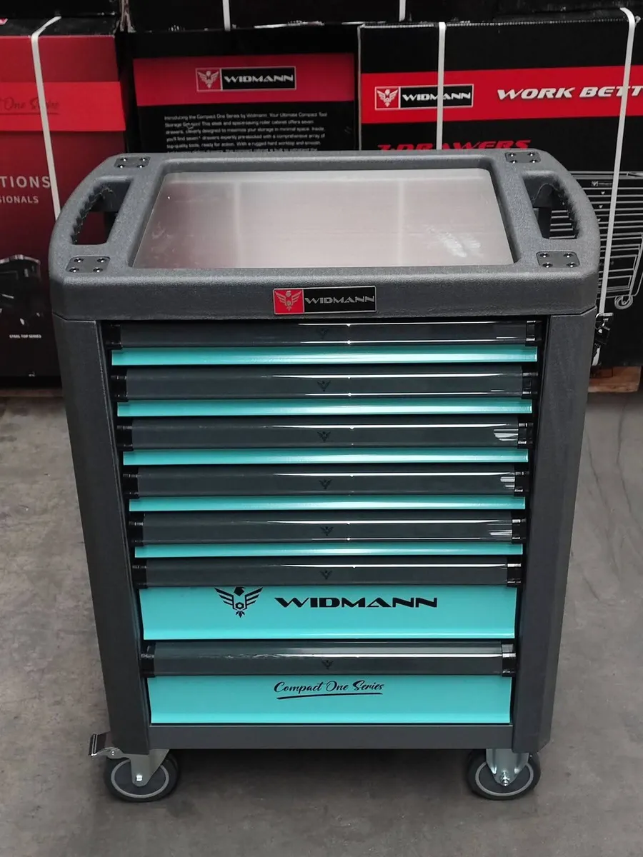 Fully loaded toolchest - Image 1