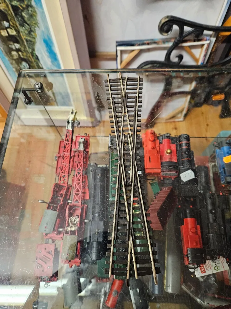 Hornby Peco OO Gauge Crossover - Image 2