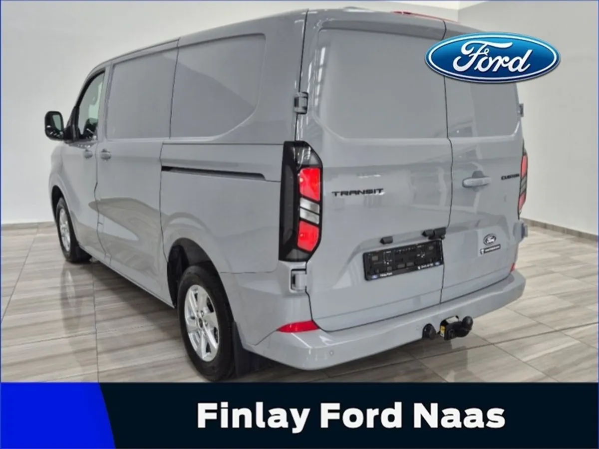 Ford Transit Custom LIMITED 136 PS AUTOMATIC SWB - - Image 3