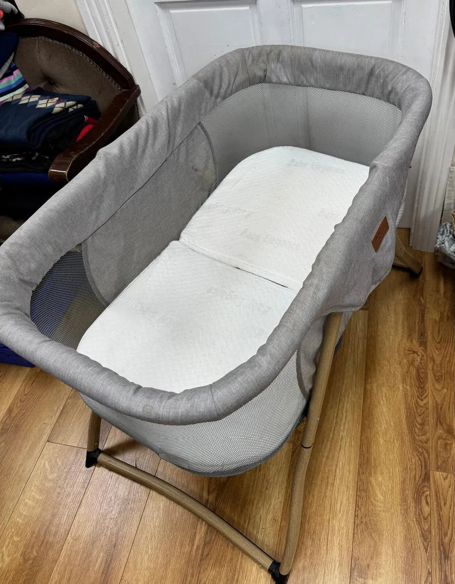 TRAVEL COT /  CRIB IN CARRYING BAG - Image 1