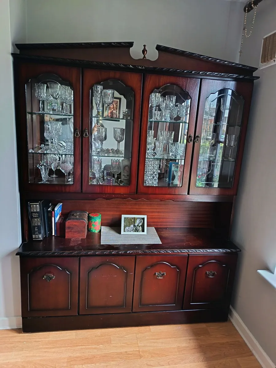 Antique Cabinet Set (€ negotiable) - Image 1