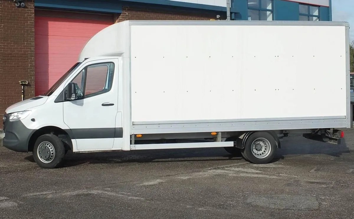 2022 Mercedes-Benz Sprinter Luton Box Van - Image 1