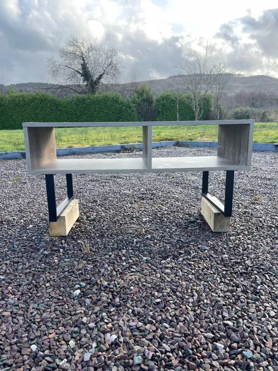 Coffee table - Image 1