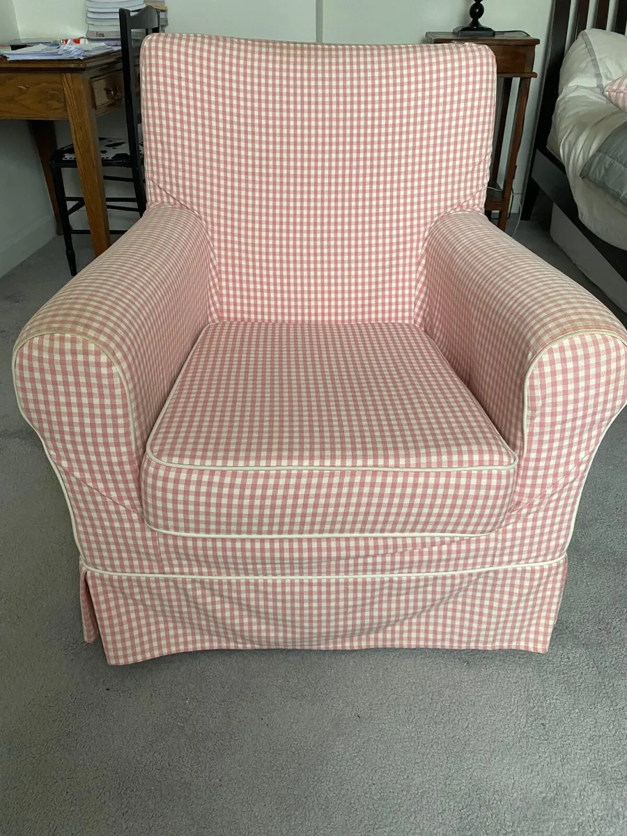 Pink Gingham bedroom Armchair - Image 1