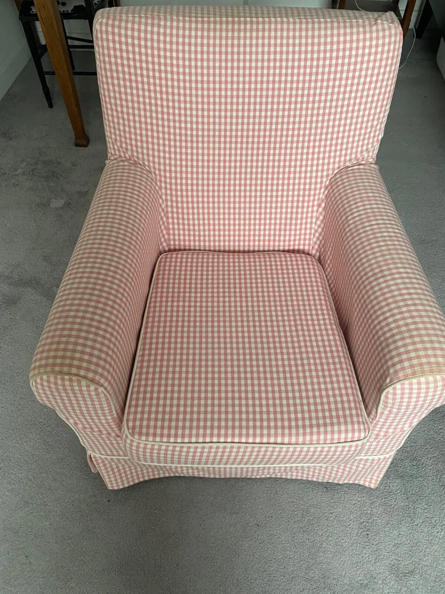 Pink Gingham bedroom Armchair - Image 4