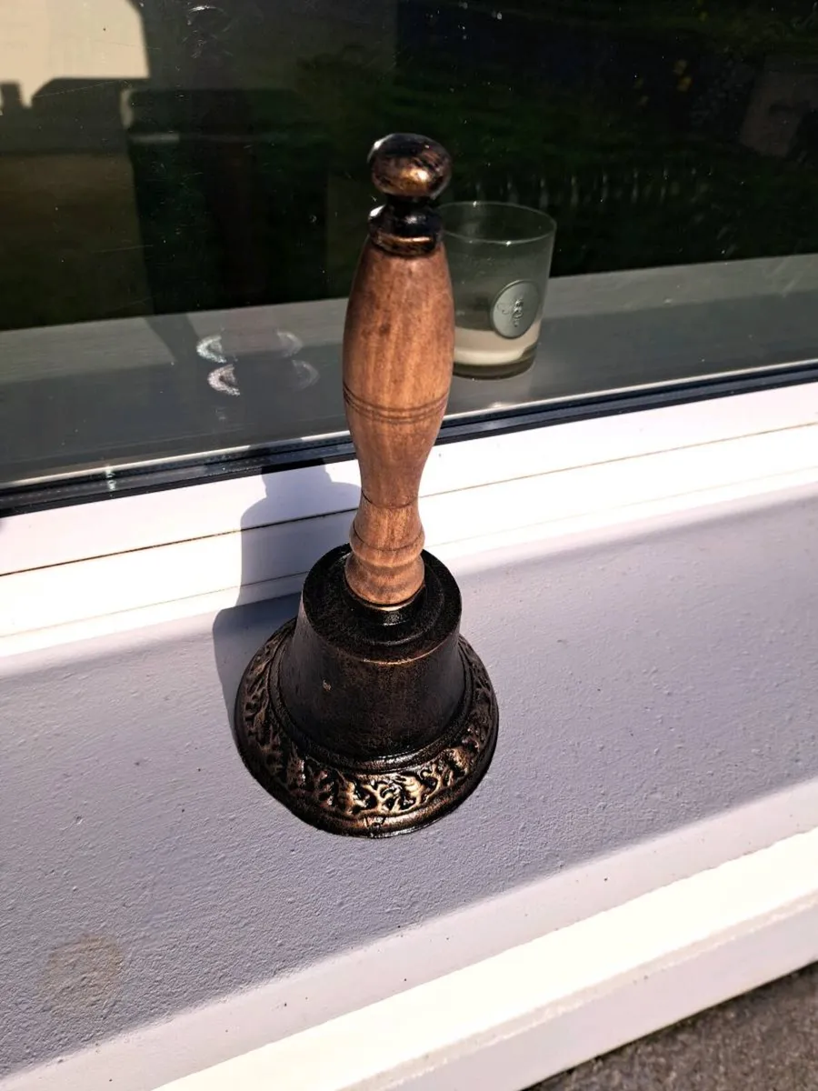 Cast iron  school bell - Image 1