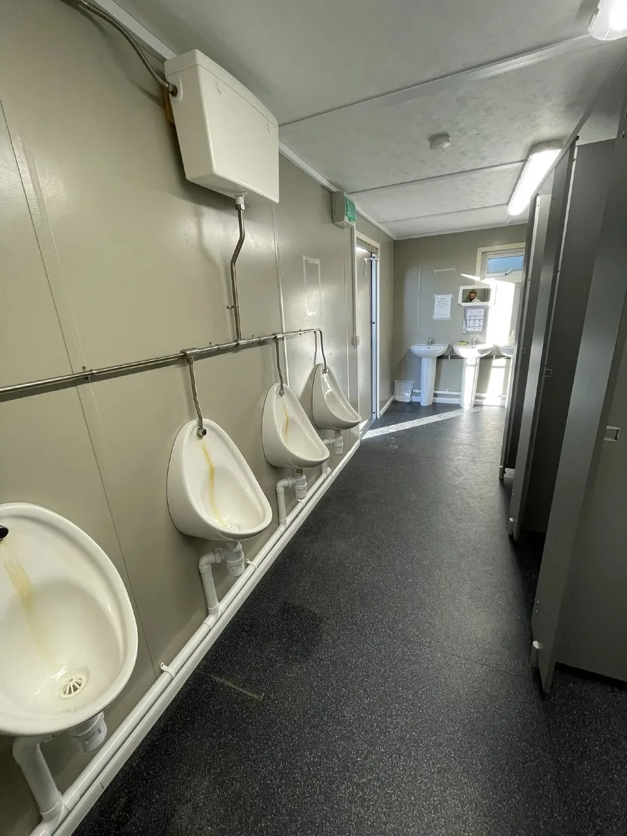 Office compound complete - Image 3