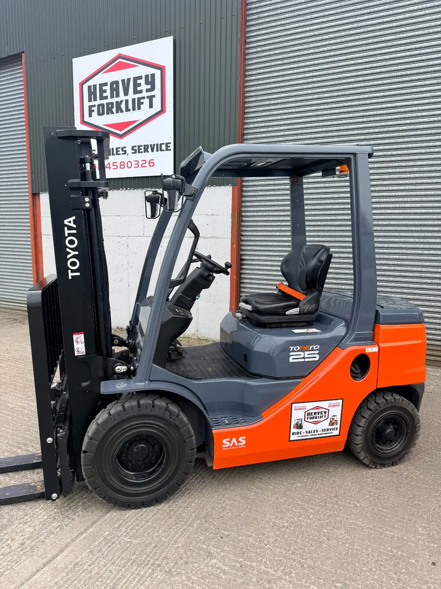 Toyota 2.5 Diesel Forklift 2024 Only 103 Hours - Image 1