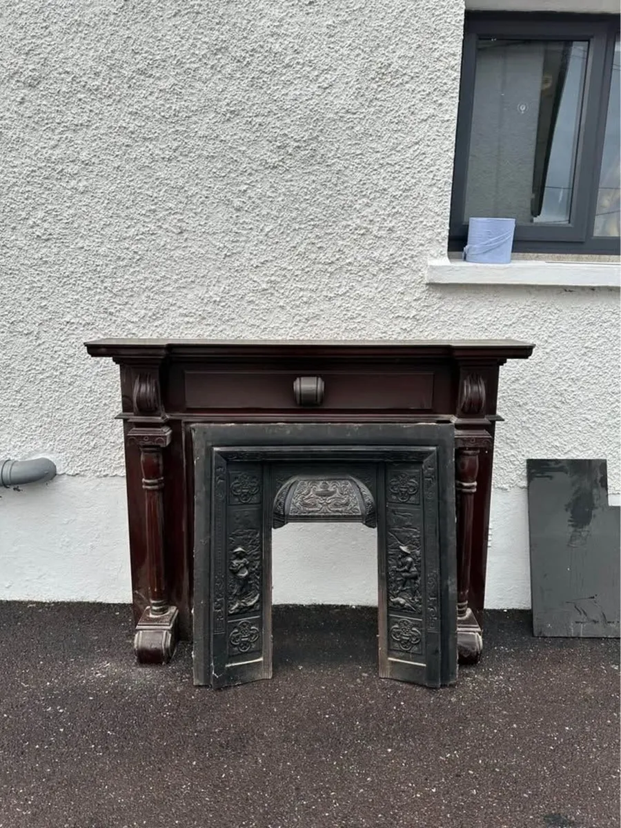 Cast iron fireplace - Image 1