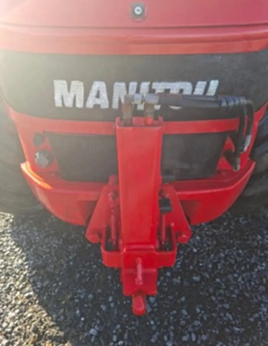 2009 Manitou MLT627T Telehandler - Image 4