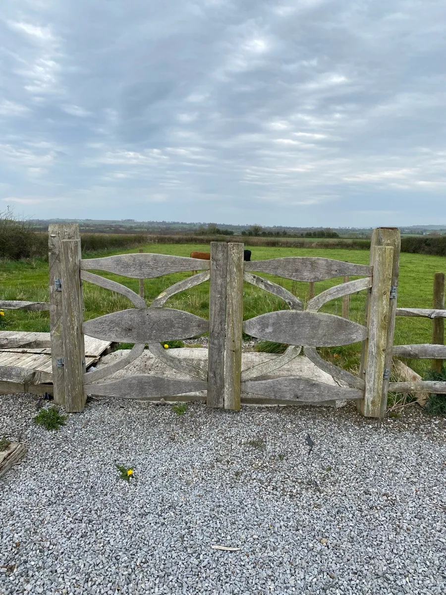 Large Cedar Wood Gates - Image 1