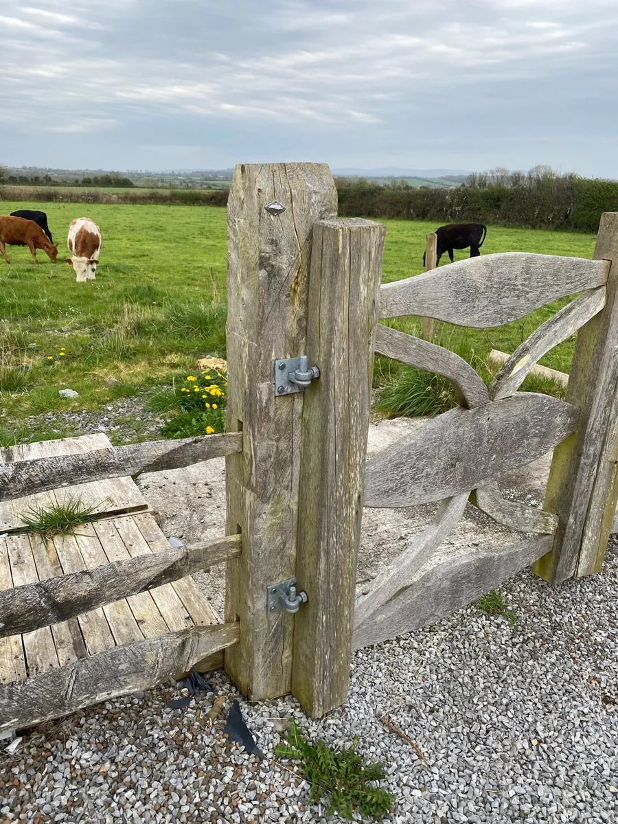 Large Cedar Wood Gates - Image 3