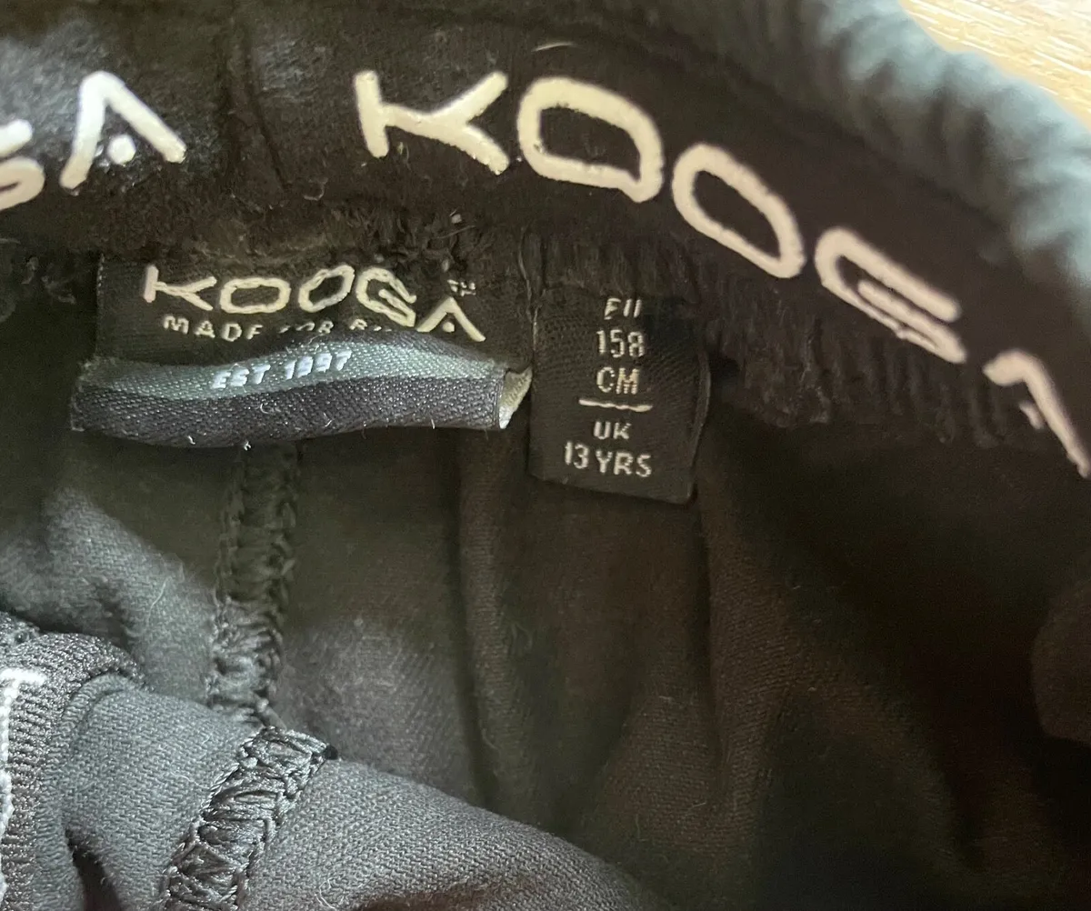 Kooga kids Rugby shorts -13 yrs old - Image 2