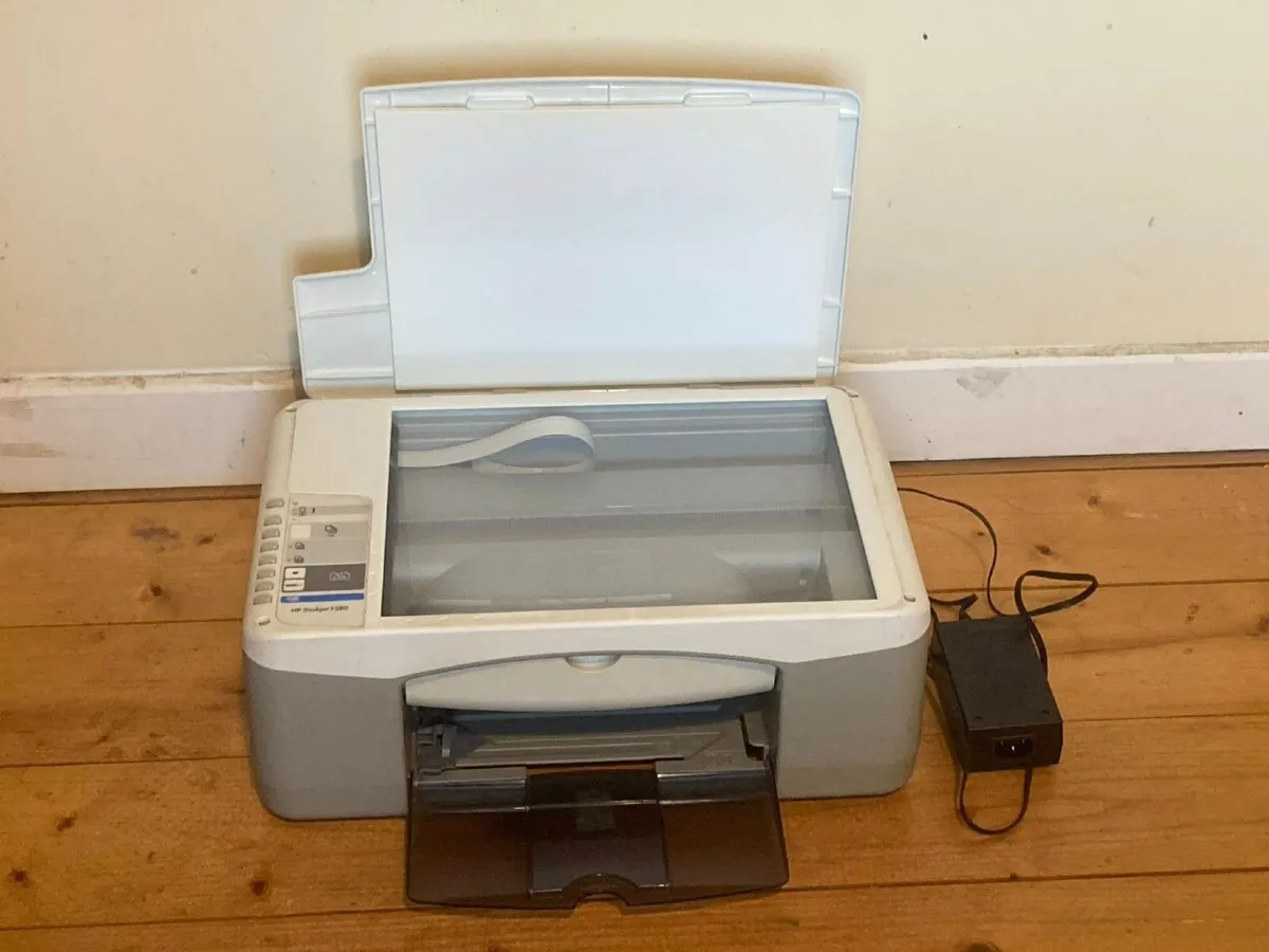 HP Deskjet  Printer / Scanner (For Parts/Repair) - Image 1