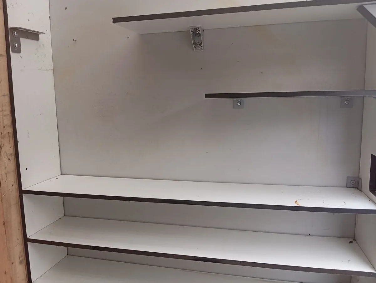 Van shelving - Image 1