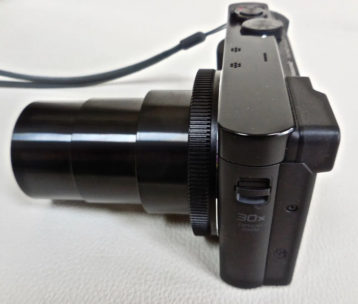 Panasonic Lumix DMC TZ70 superzoom compact camera - Image 2