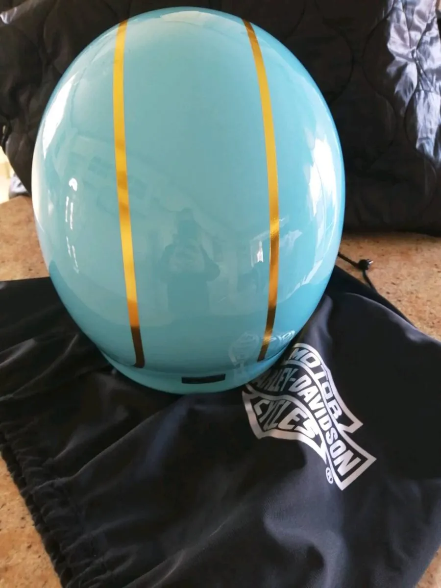 Harley davidson helmet - Image 4