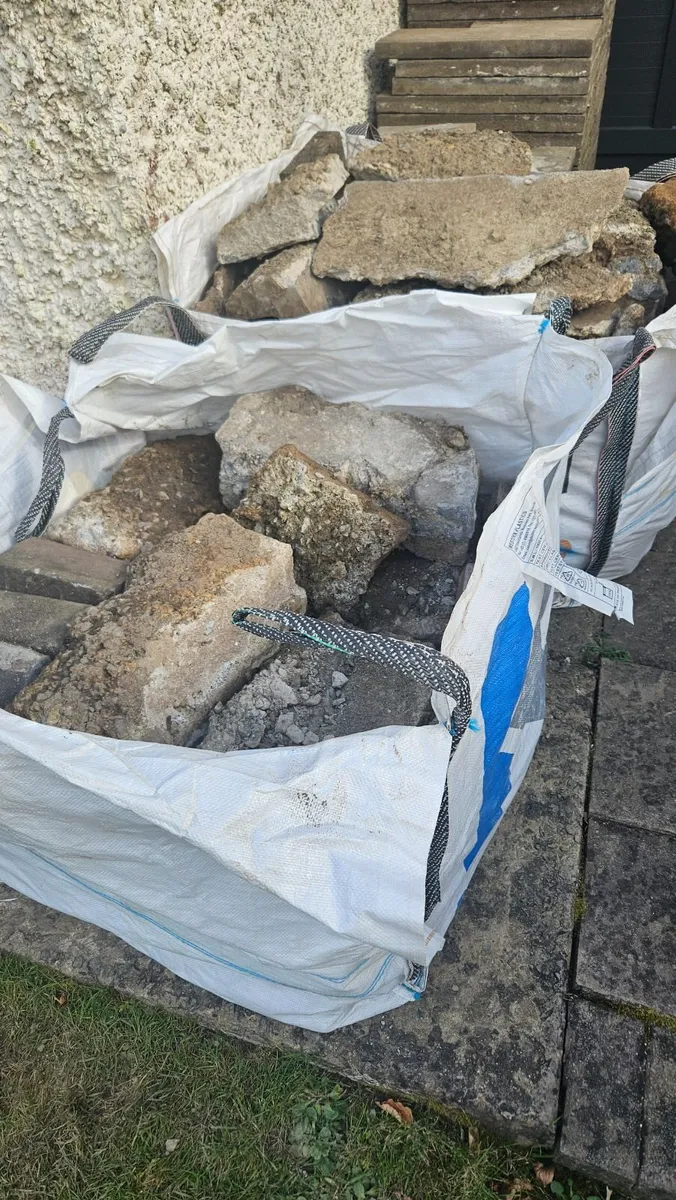 Foundation stones FREE - Image 1