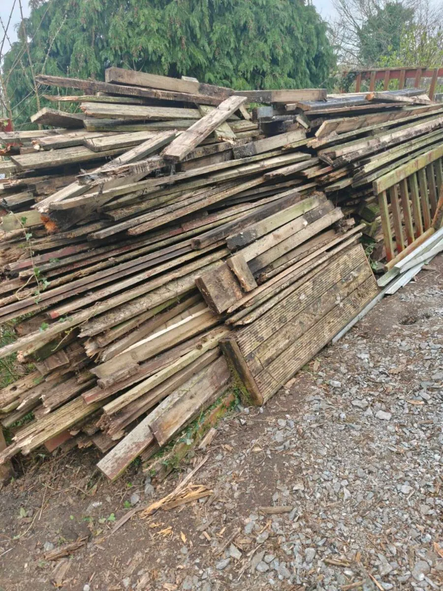 Free Fire Wood - Image 1