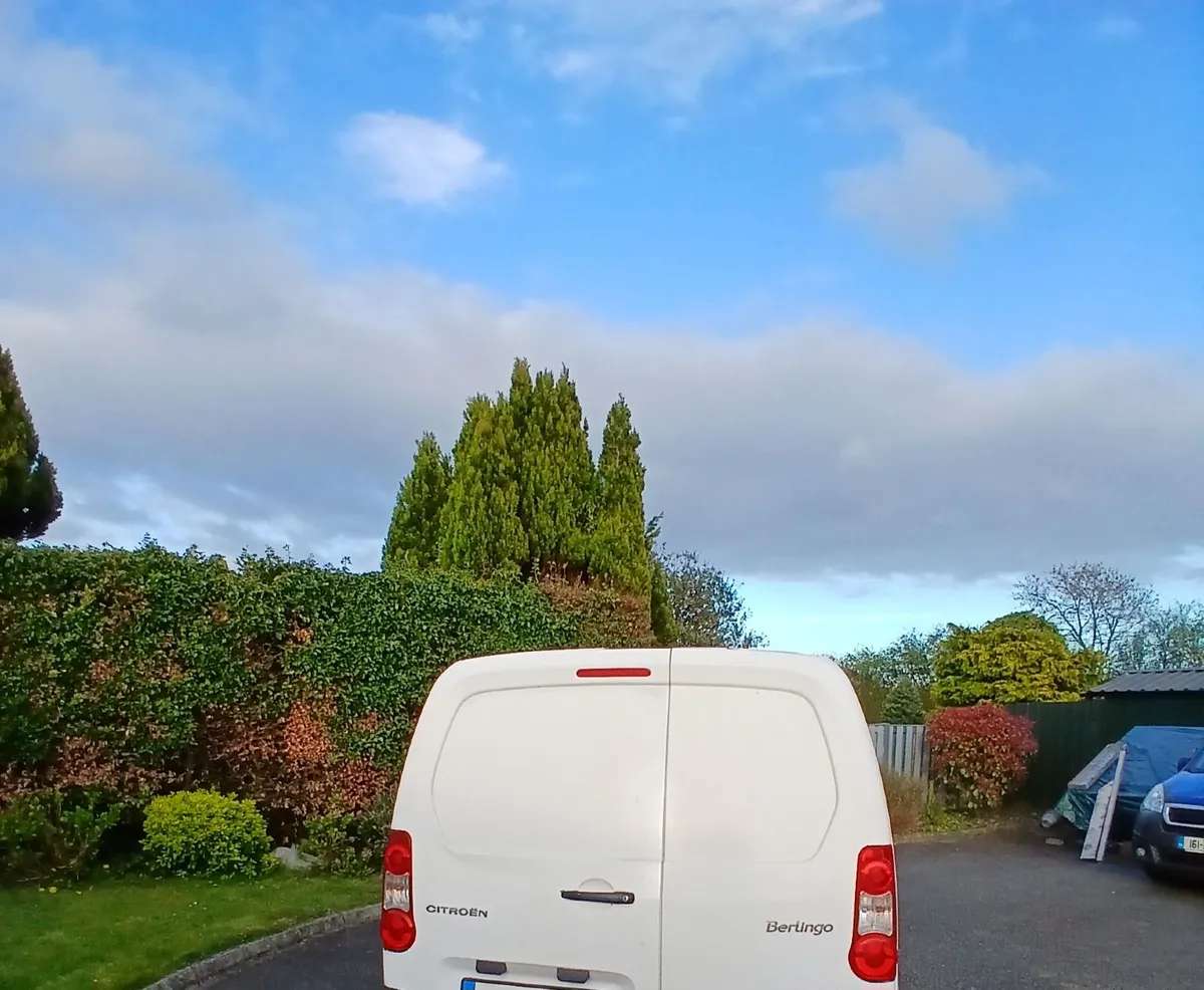 Citroen Berlingo 2011 - Image 2