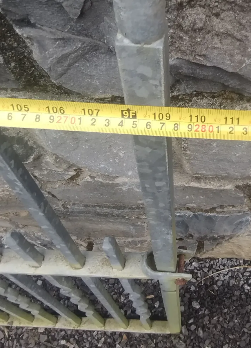 Antique hand forged entrance gates 9'2" x 4'8" - Image 2