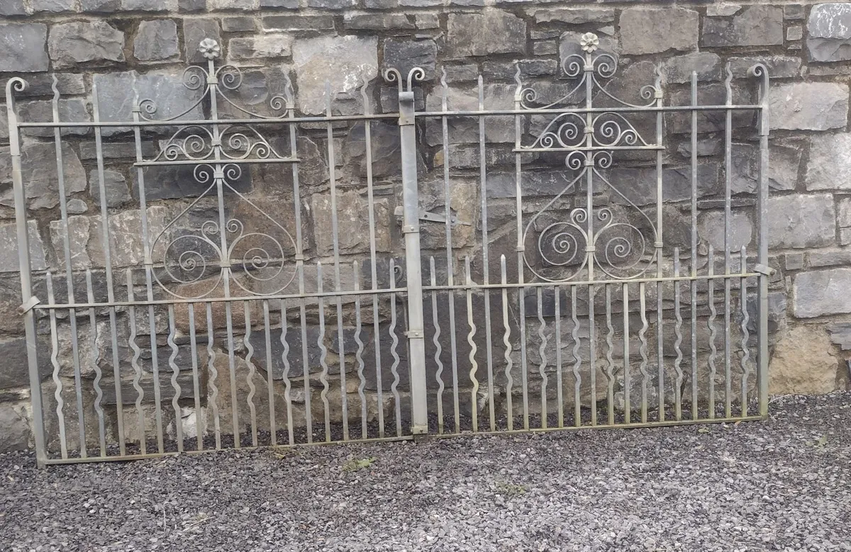 Antique hand forged entrance gates 9'2" x 4'8" - Image 1