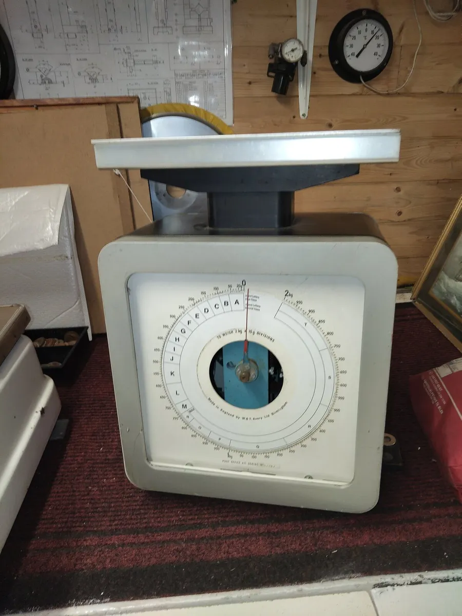 2 Vintage weighing scales for sale - Image 2