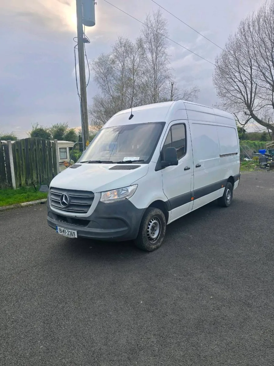 Mercedes Sprinter - Image 1