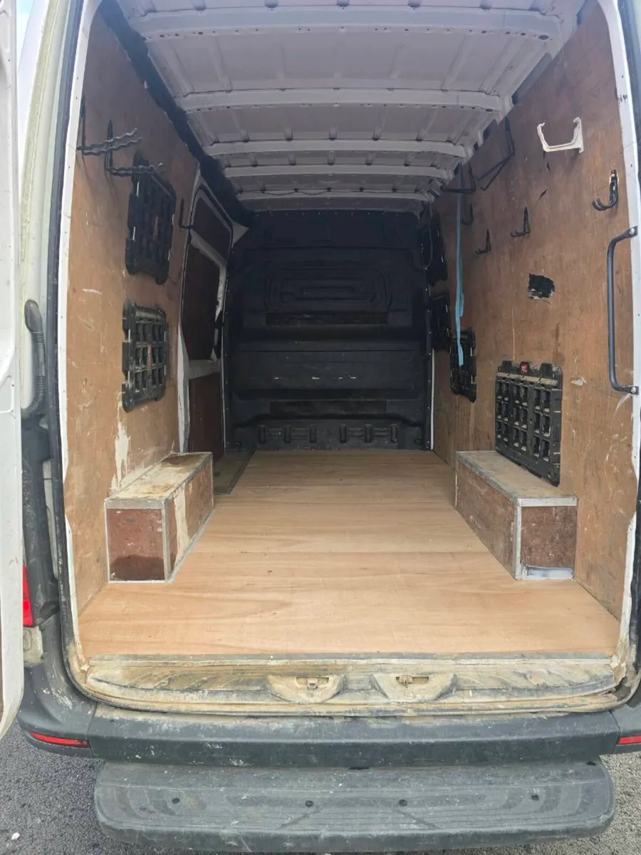 Mercedes Sprinter - Image 2