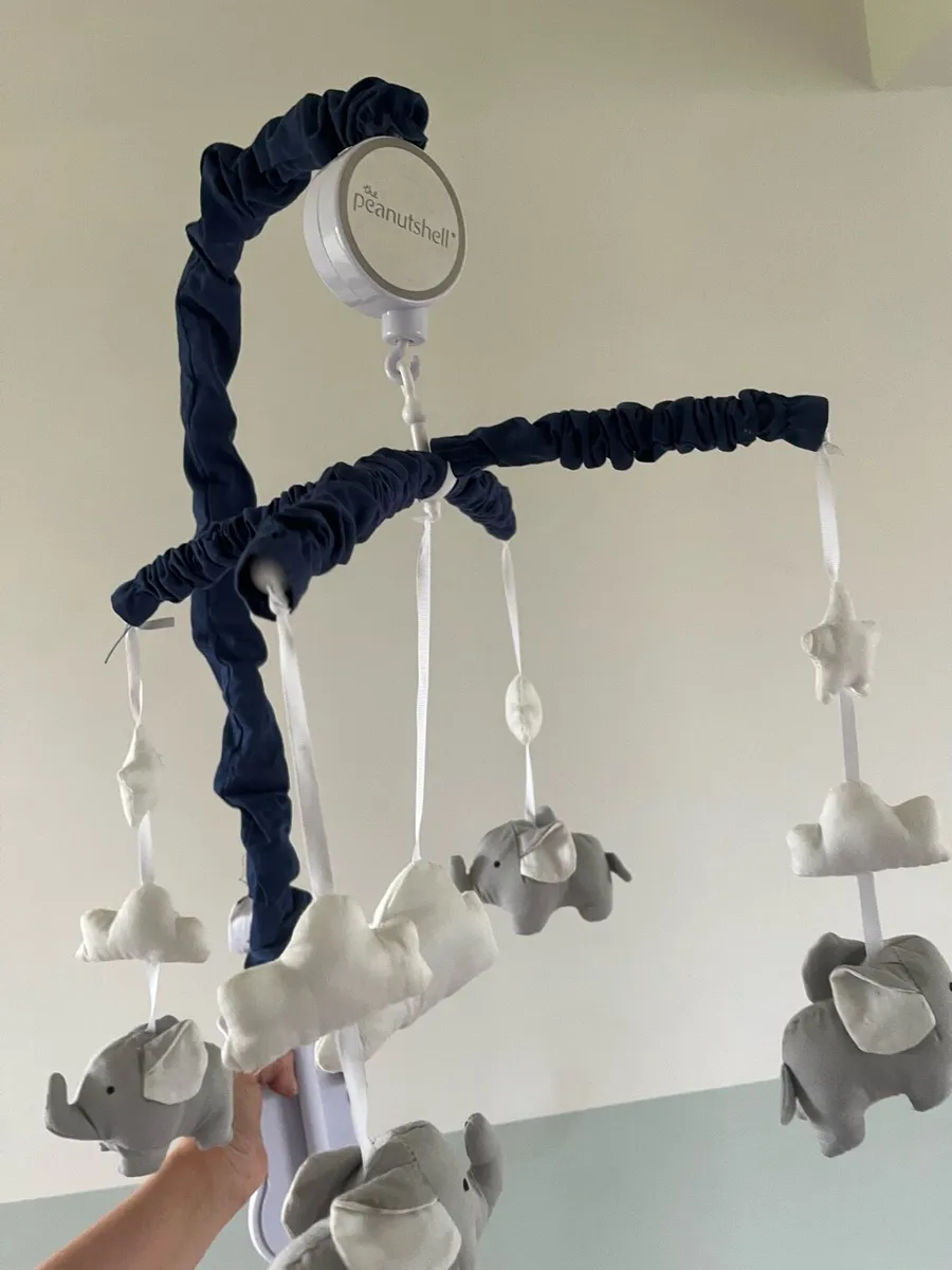 Cot mobile elephants navy and grey - Image 2