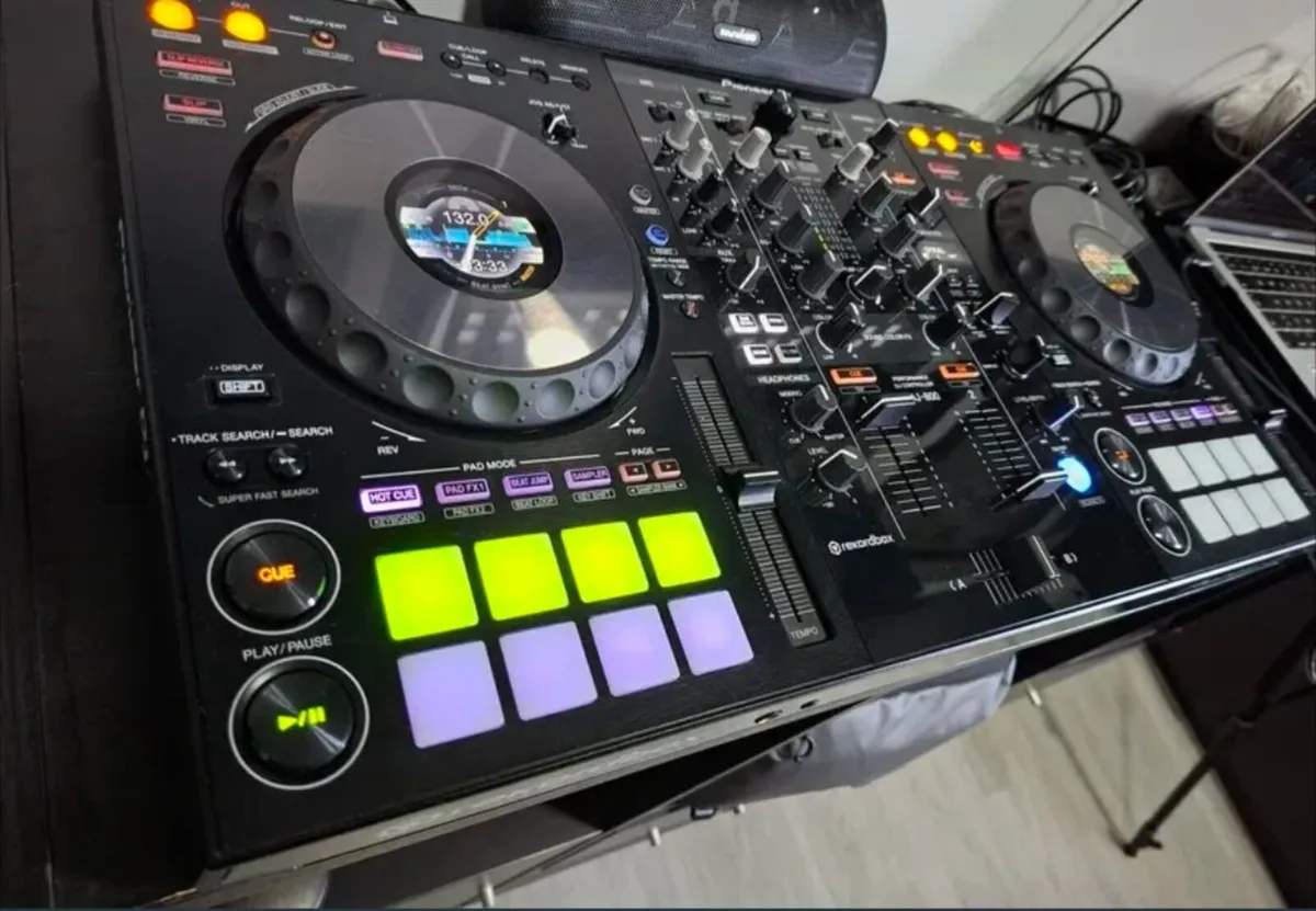 PIONEER DDJ 800 - Image 1