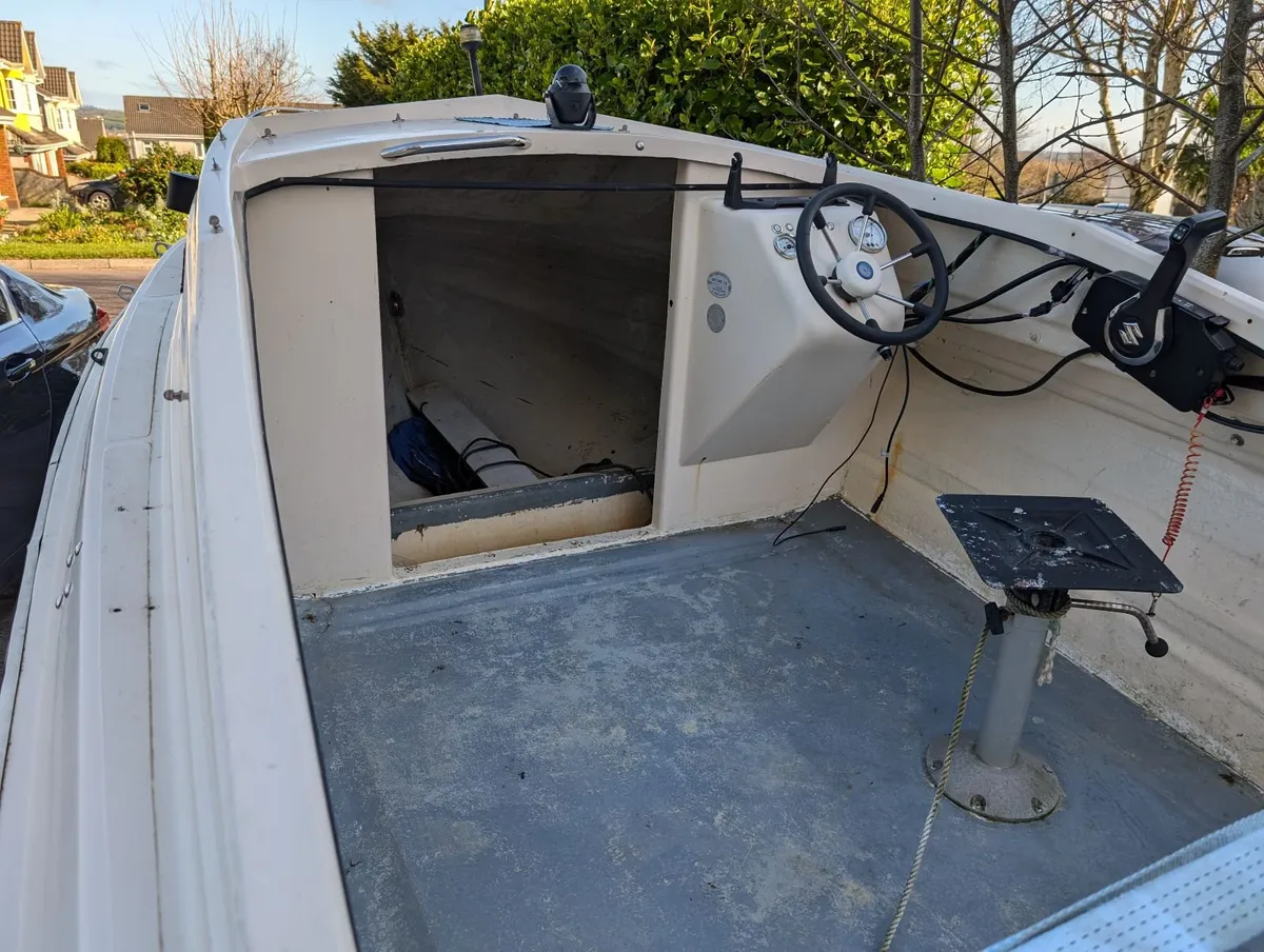 Shetland 535 Motor Boat “Caroline” – Suzuki 70 HP - Image 2