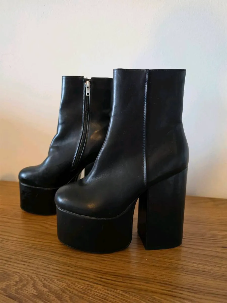 Lamoda platform ankle boots - Image 1