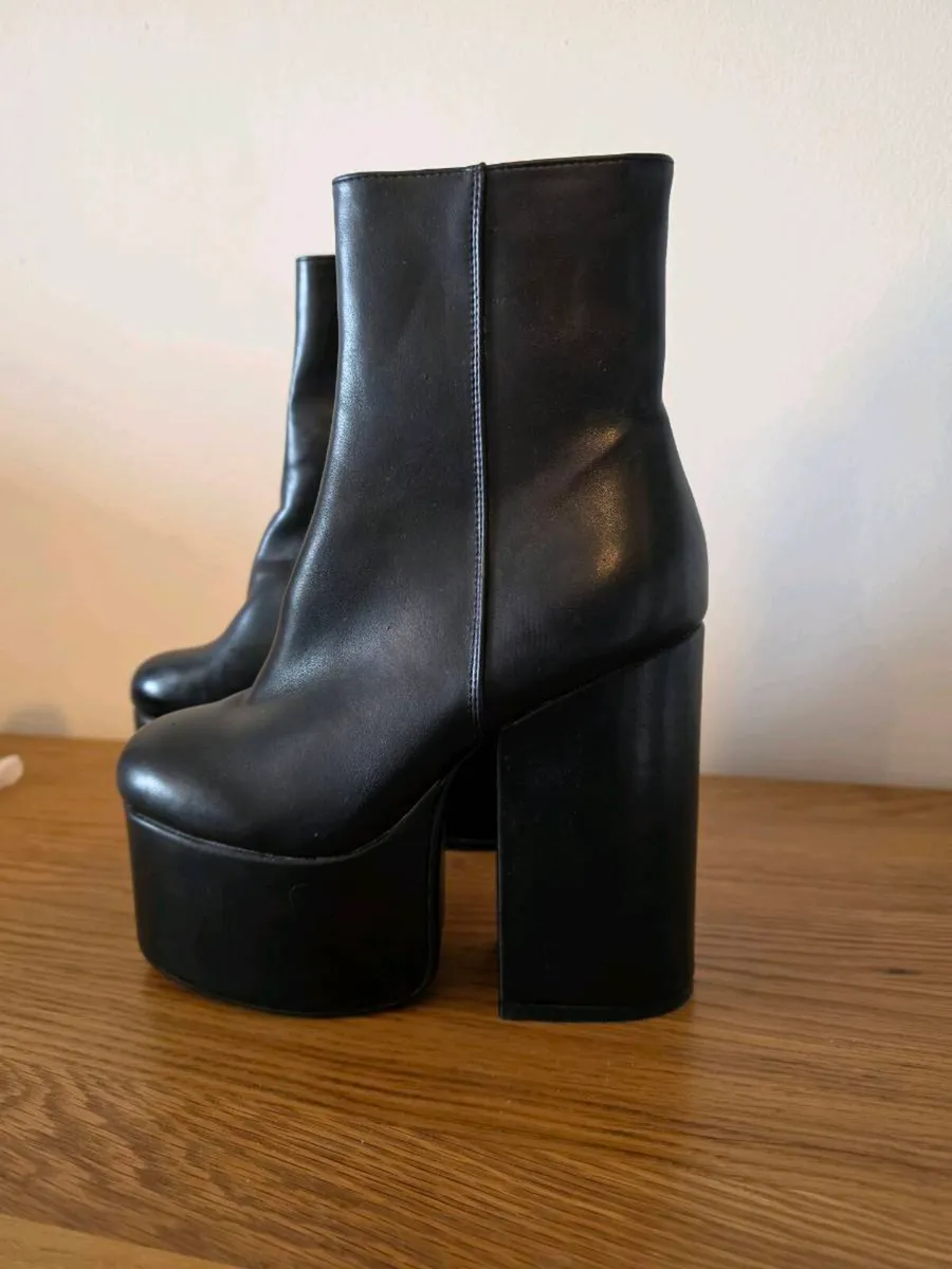 Lamoda platform ankle boots - Image 3