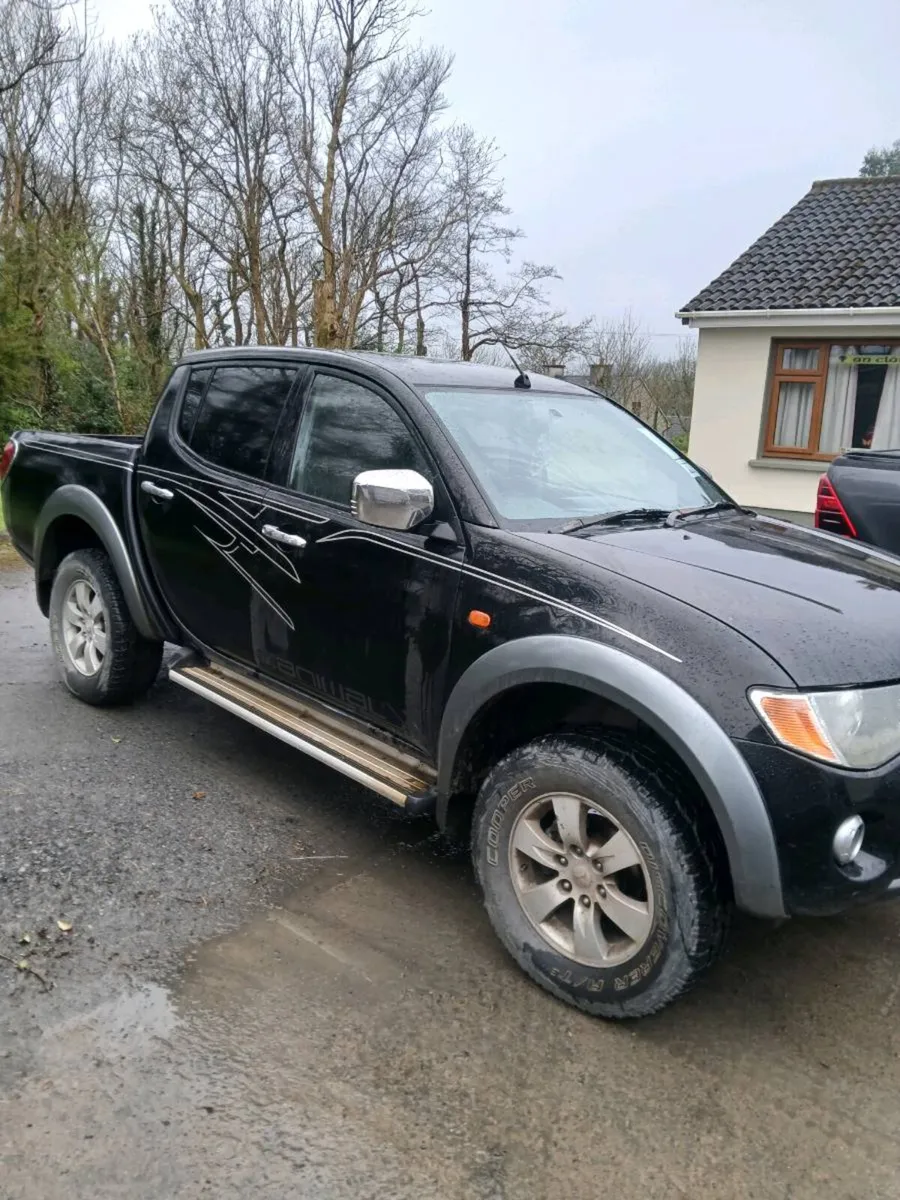 L200 - Image 1