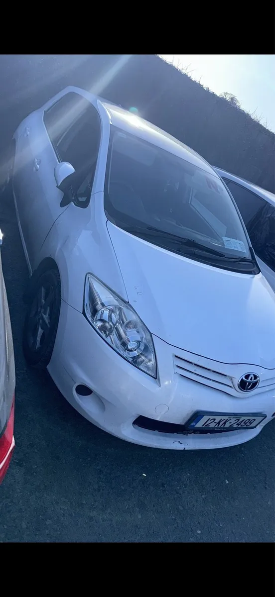 Toyota auris bolt on repair - Image 1