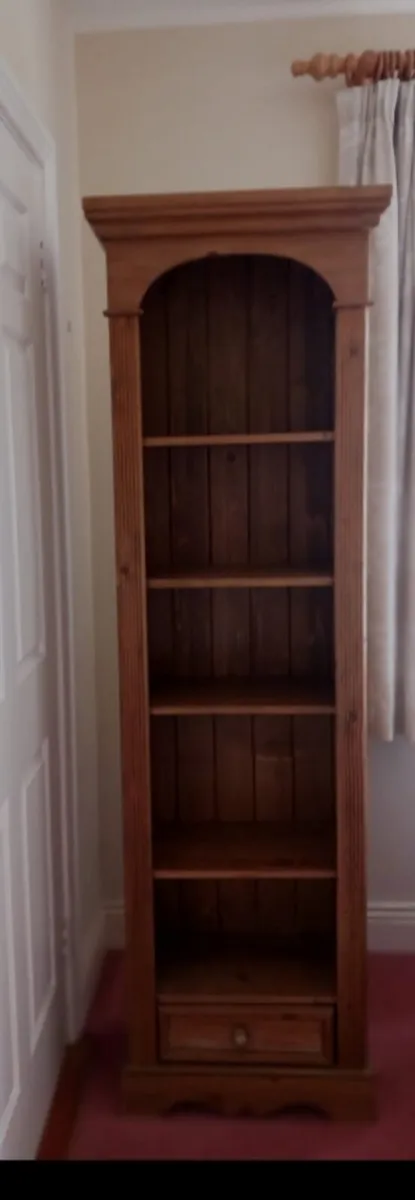 Book shelf - Image 1