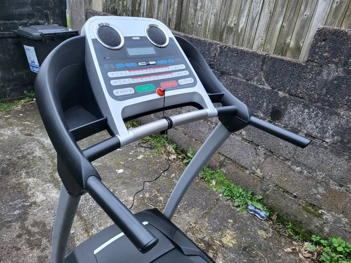 Treadmill proform. - Image 3