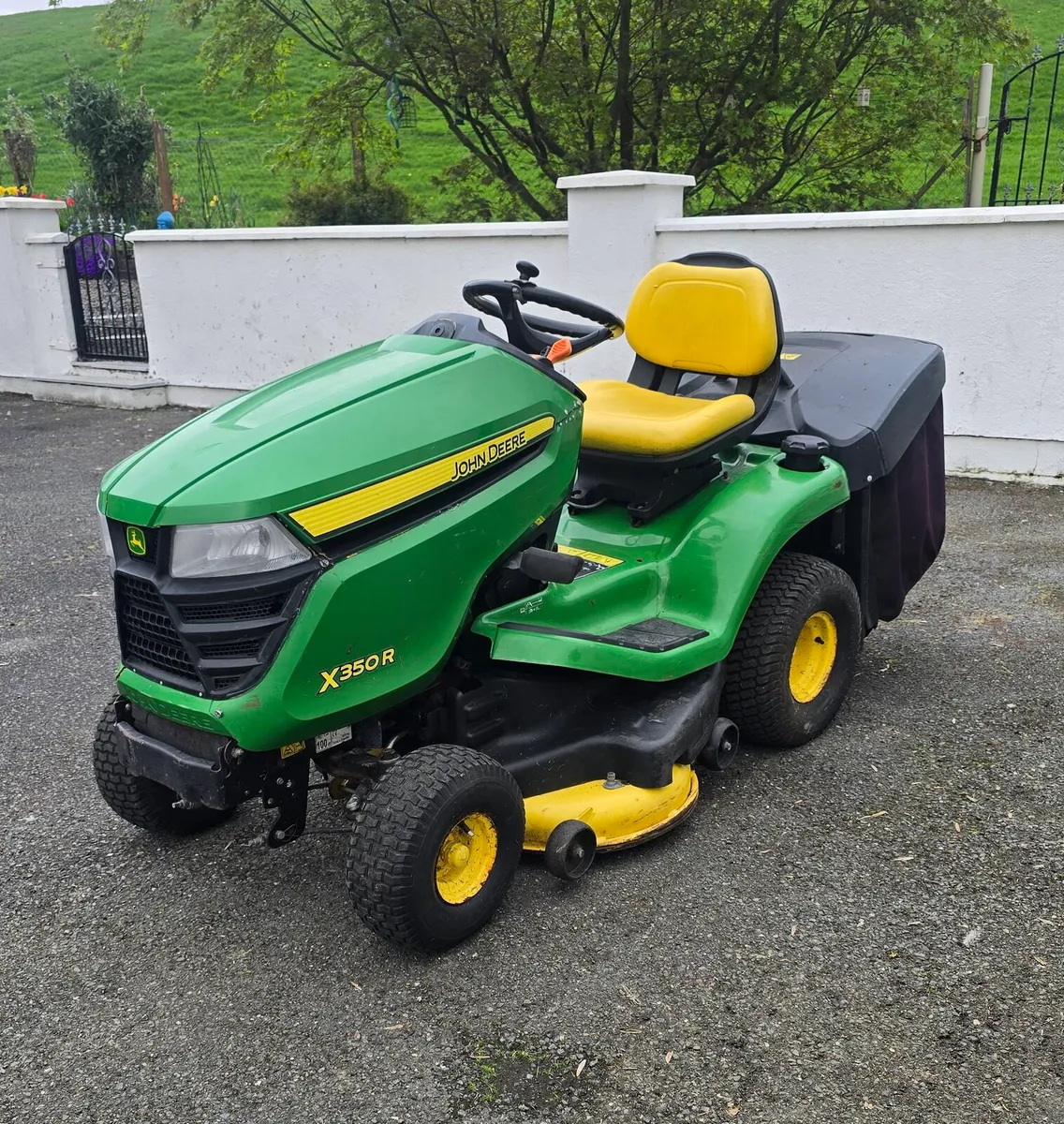 John Deere X350R - Image 1