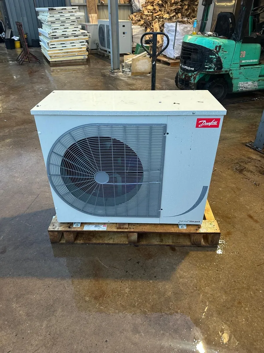 Refrigeration Equipment - Image 1