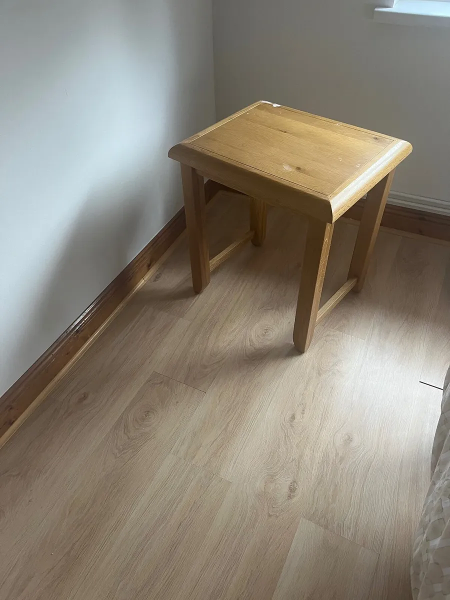 Table for sale - Image 2