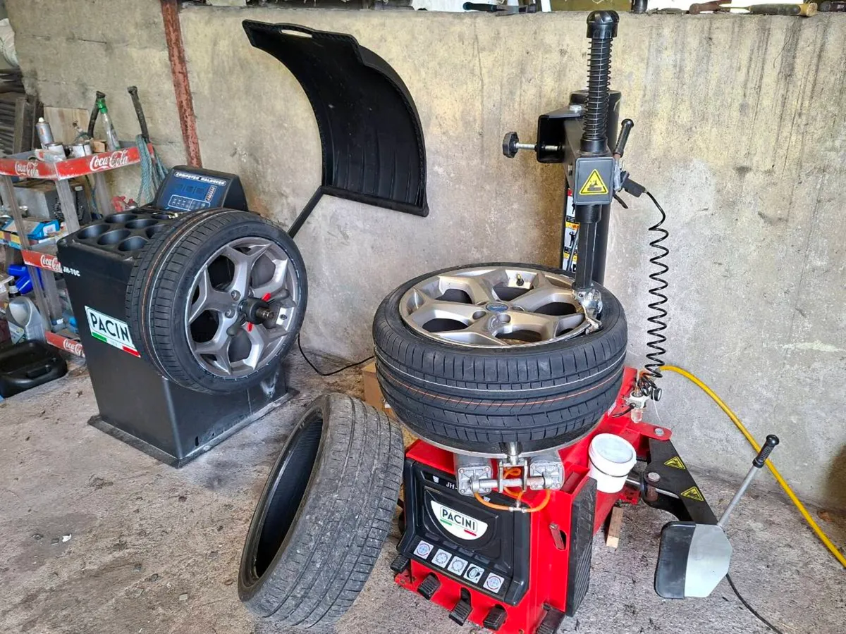 Tyre machine and balancer - Image 2
