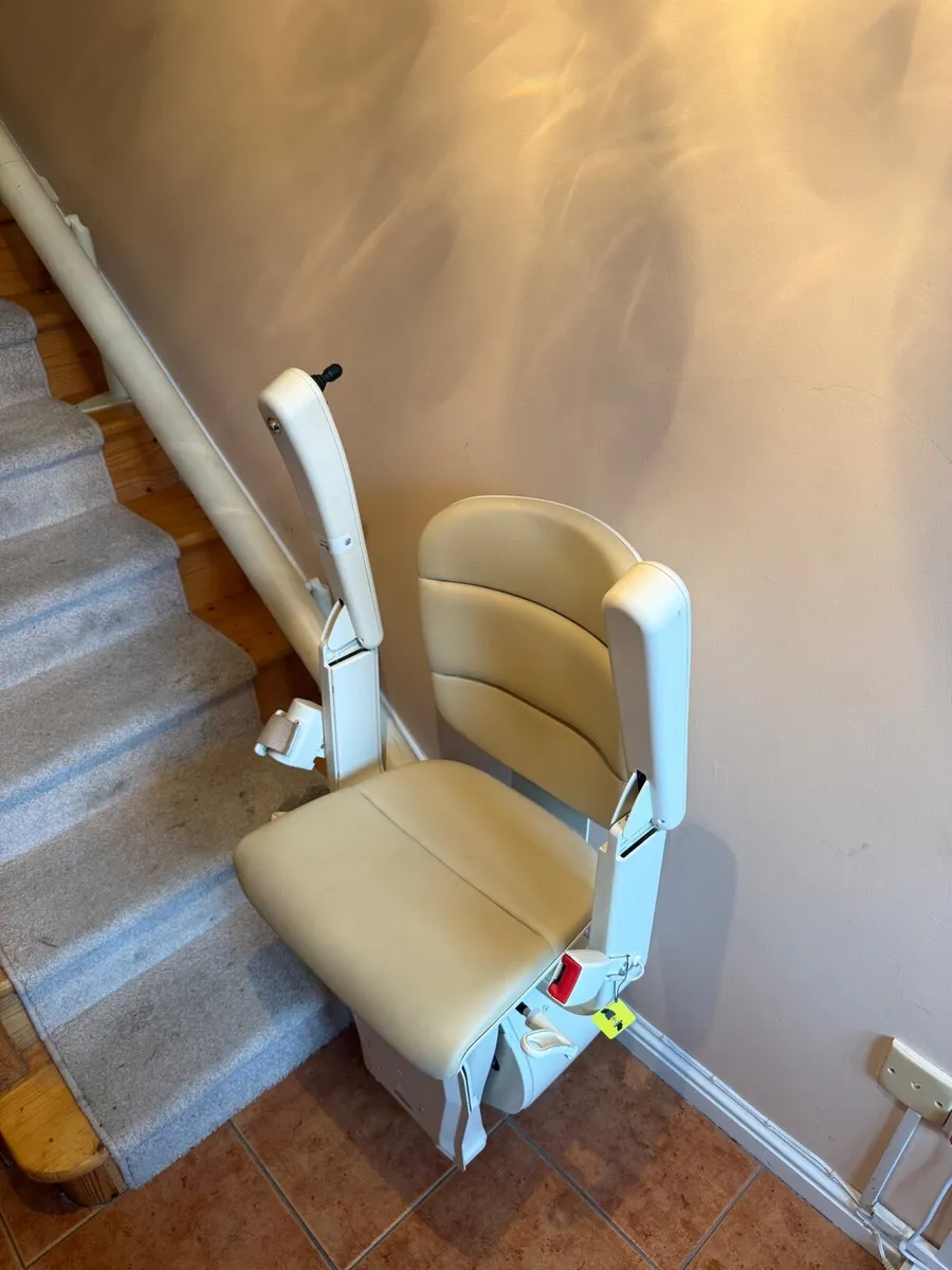 Electric Stair lift - Image 1