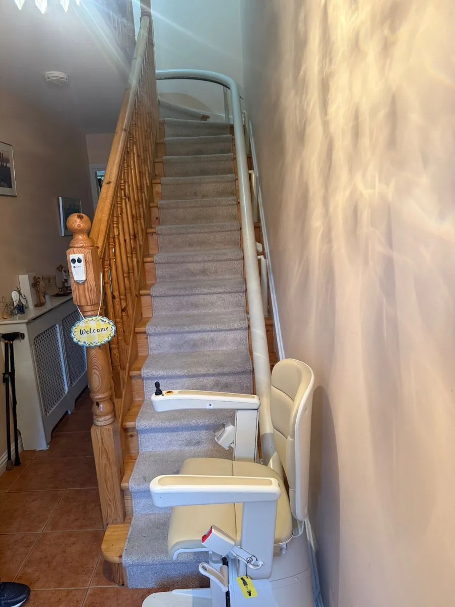 Electric Stair lift - Image 4