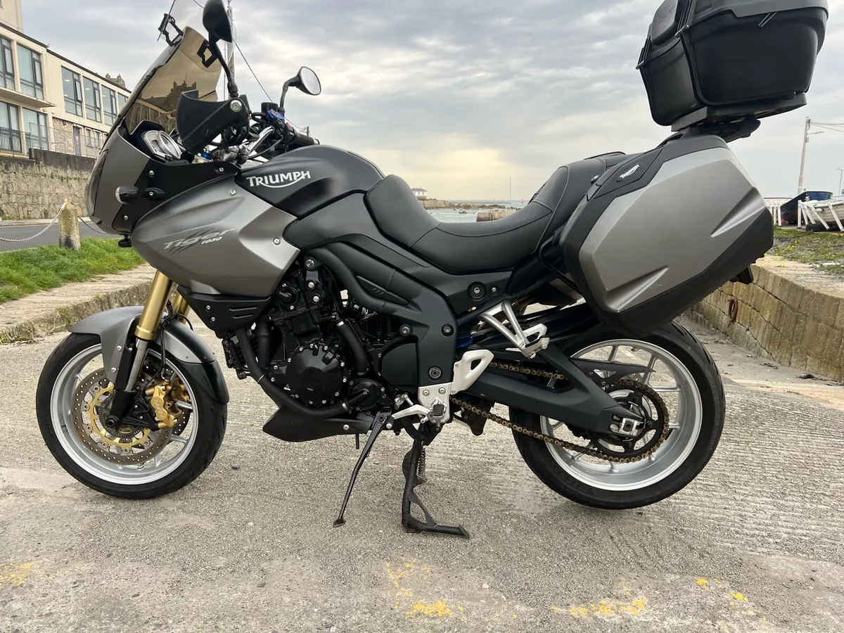 Triumph Tiger 1050 ABS - Image 4