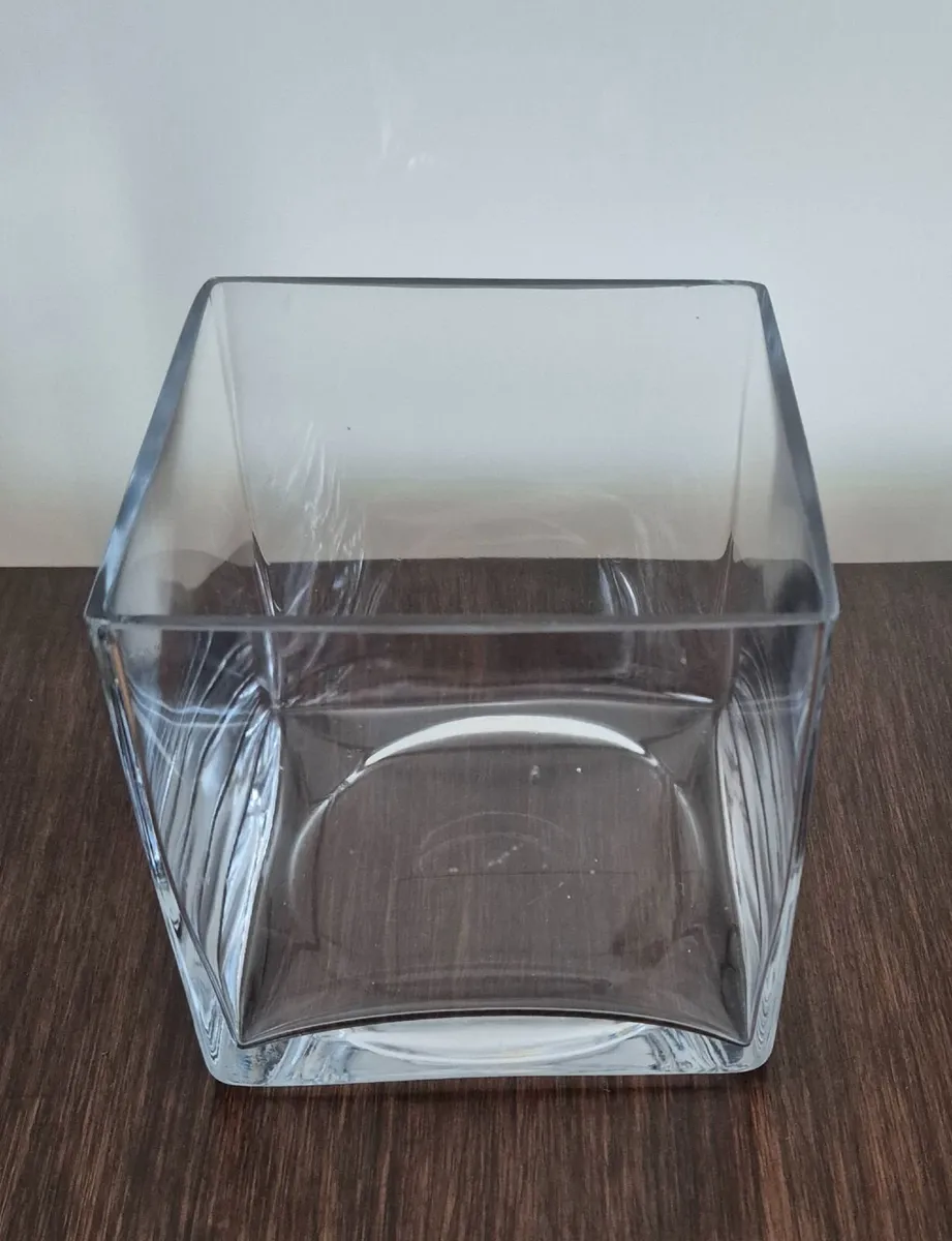 Glass vases - Image 2