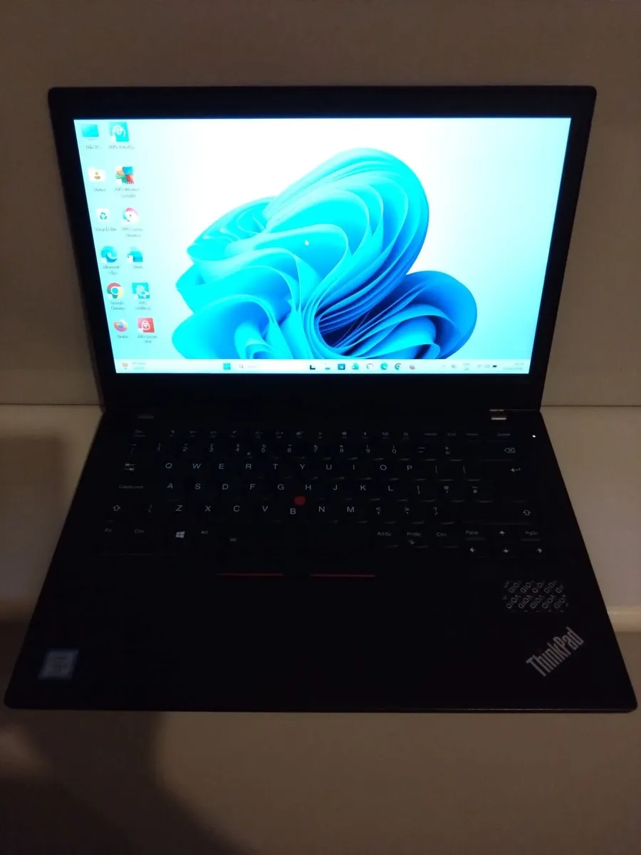 Laptop LenovoT470+ New Drive+ New extended battery