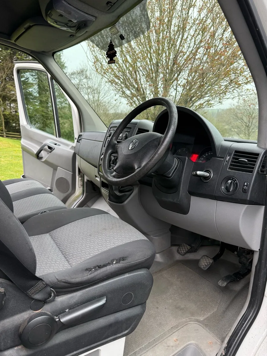 Vw Crafter Camper Day Van - Image 4